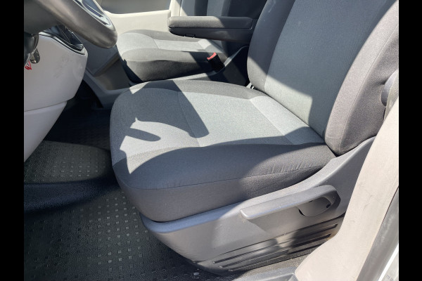 Volkswagen Transporter 2.0 TDI 102pk L2H1 Trendline / vaste prijs rijklaar € 13.950 ex btw / lease vanaf € 316 / euro 6 diesel / bpm vrij / airco / imperial / trekhaak 2200 kg !