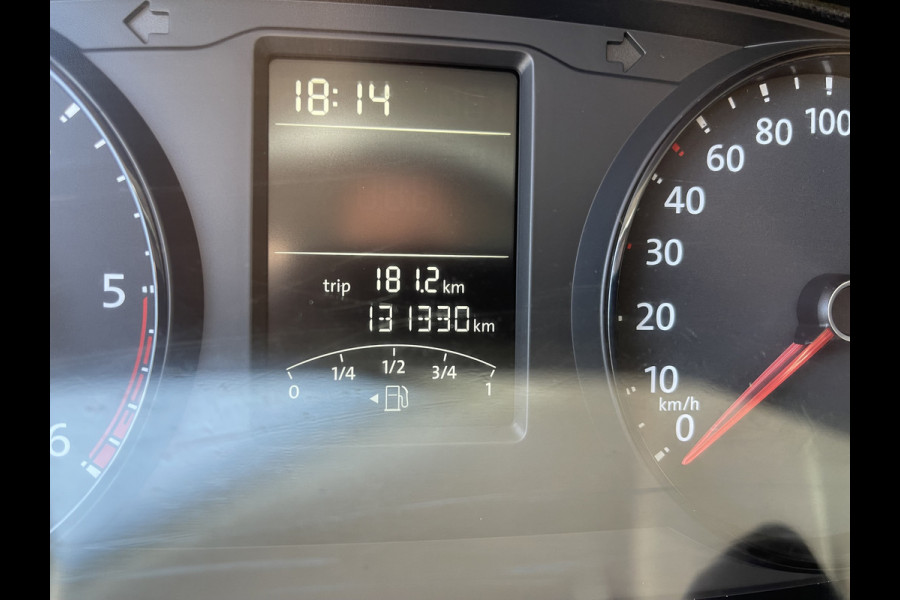 Volkswagen Transporter 2.0 TDI 102pk L2H1 Trendline / vaste prijs rijklaar € 13.950 ex btw / lease vanaf € 316 / euro 6 diesel / bpm vrij / airco / imperial / trekhaak 2200 kg !