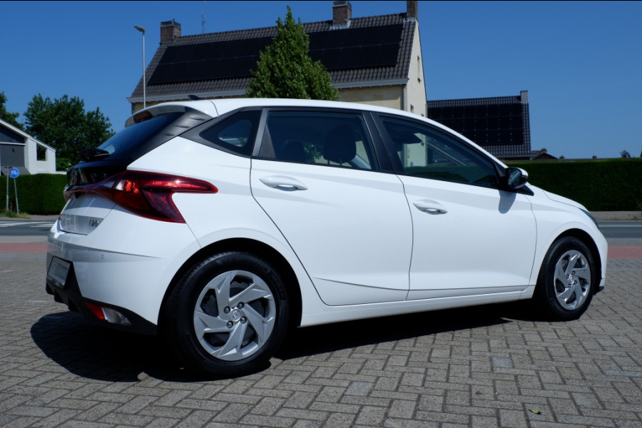 Hyundai i20 1.2i-Comfort .Stoelverw! Rijklaarprijs incl 12MND BOVAG garantie