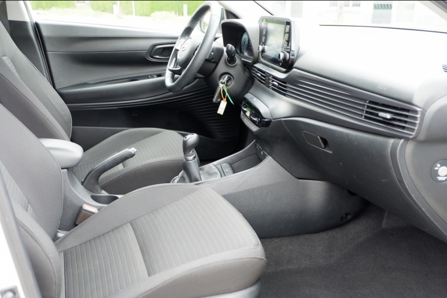 Hyundai i20 1.2i-Comfort .Stoelverw! Rijklaarprijs incl 12MND BOVAG garantie