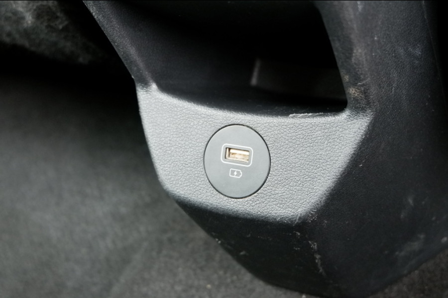 Hyundai i20 1.2i-Comfort .Stoelverw! Rijklaarprijs incl 12MND BOVAG garantie