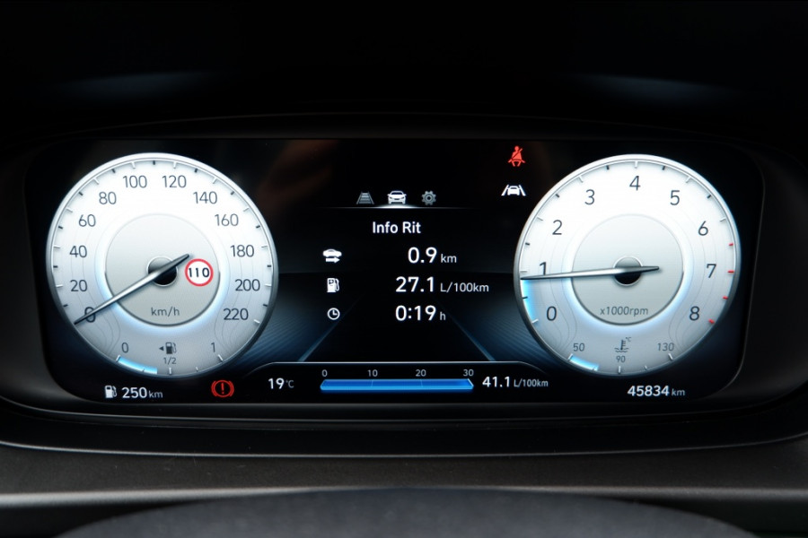 Hyundai i20 1.2i-Comfort .Stoelverw! Rijklaarprijs incl 12MND BOVAG garantie