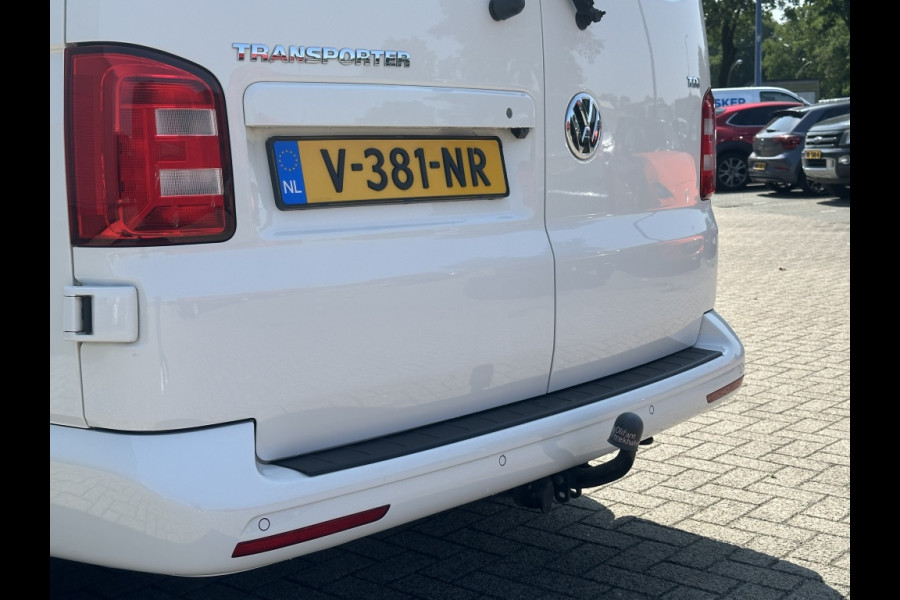 Volkswagen Transporter 2.0 TDI L2H1 DC Higline AUTOMAAT!