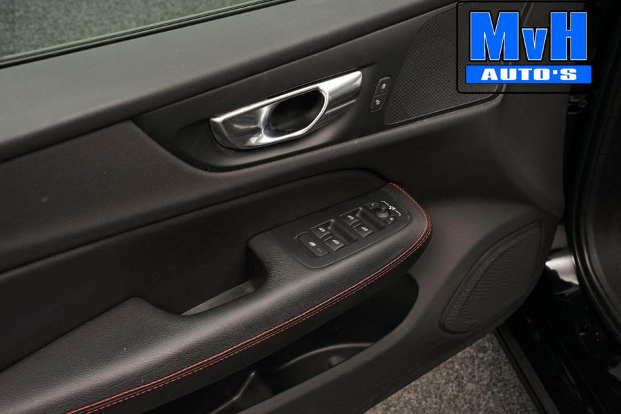 Volvo V60 2.0 B3 Momentum Advantage|STOEL/STUUR.VERW|LEER|NAP