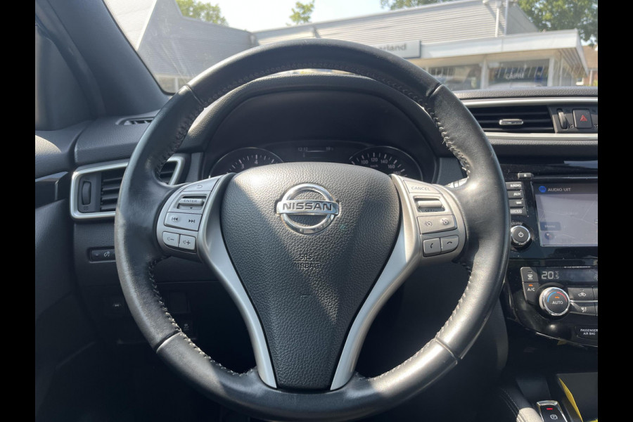Nissan QASHQAI 1.2 N-Vision 115pk Trekhaak | Panoramadak | 360 graden Camera's | Stoelverwarming | Navigatie | Bluetooth