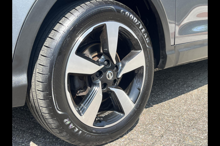 Nissan QASHQAI 1.2 N-Vision 115pk Trekhaak | Panoramadak | 360 graden Camera's | Stoelverwarming | Navigatie | Bluetooth