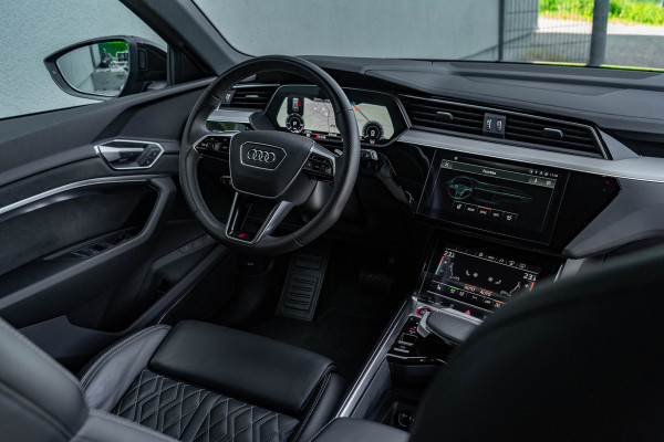 Audi e-tron S Quattro 371kW / Luchtvering/ Standkachel/ Adaptive Cruise Control/ Trekhaak/ Panoramadak/ 371kW (504PK)