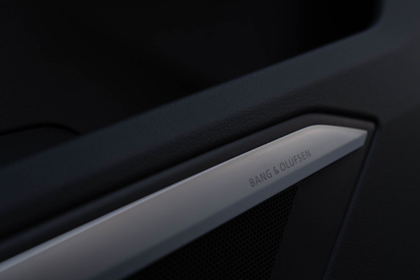 Audi e-tron S Quattro 371kW / Luchtvering/ Standkachel/ Adaptive Cruise Control/ Trekhaak/ Panoramadak/ 371kW (504PK)