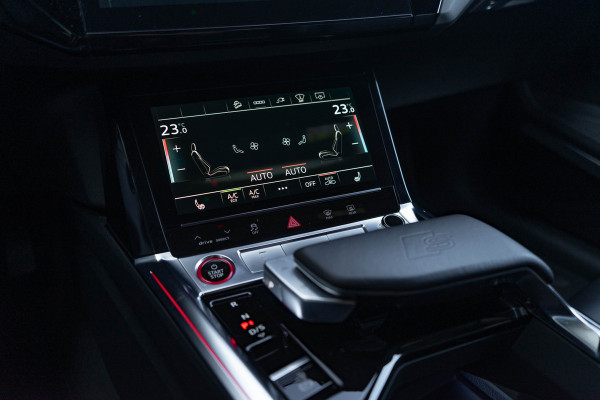 Audi e-tron S Quattro 371kW / Luchtvering/ Standkachel/ Adaptive Cruise Control/ Trekhaak/ Panoramadak/ 371kW (504PK)