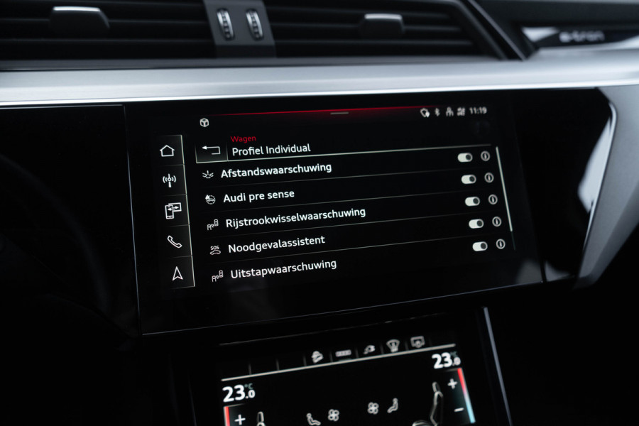 Audi e-tron S Quattro 371kW / Luchtvering/ Standkachel/ Adaptive Cruise Control/ Trekhaak/ Panoramadak/ 371kW (504PK)