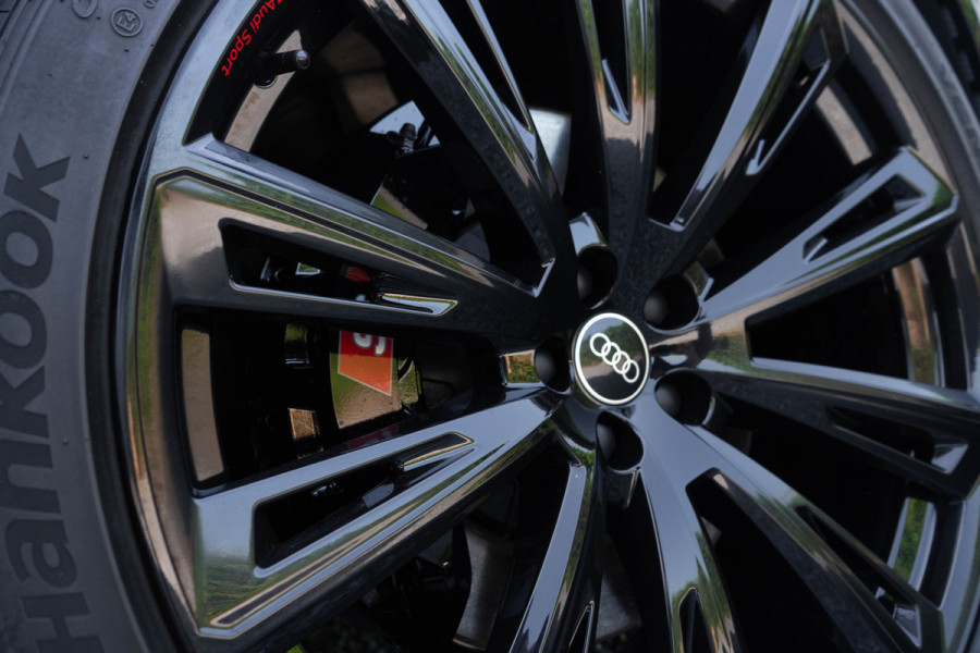 Audi e-tron S Quattro 371kW / Luchtvering/ Standkachel/ Adaptive Cruise Control/ Trekhaak/ Panoramadak/ 371kW (504PK)