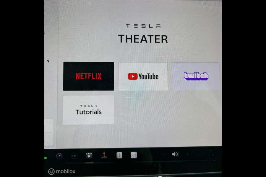 Tesla Model 3 Long Range 78kwh ZWART MMX PACK+TREKHAAK
