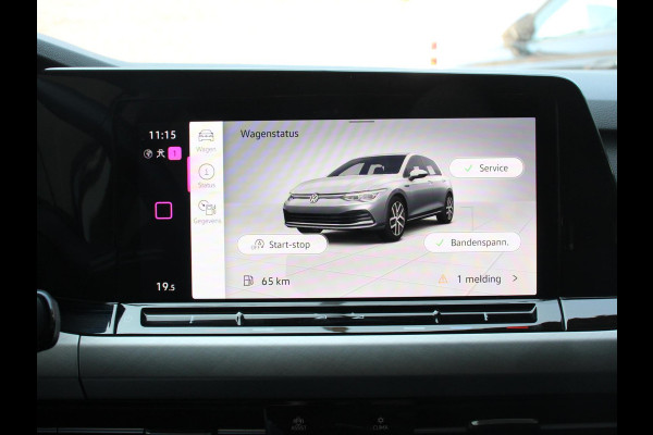 Volkswagen Golf 1.0 eTSI Life Business Climate control Cruise control adaptive Navigatie LED Parkeersensoren Camera Apple Carplay/ Android Auto Lichtmetalen Vegen 18"