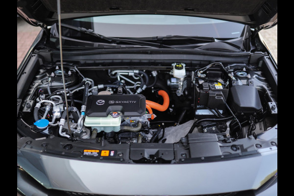 Mazda MX-30 e-SkyActiv EV 145 Advantage 36 kWh | Head-Up Display | Keyless | Memory | ACC | Camera | Stoelverw.