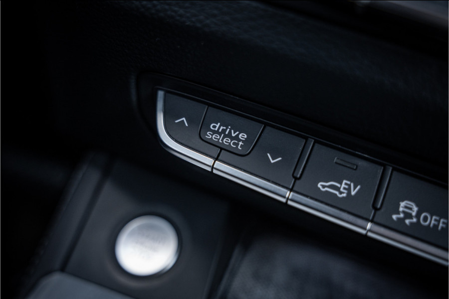Audi Q5 Sportback 55 TFSI e S edition Competition - Luchtvering | 360 Camera | Elek. Stoelen | ACC | Sfeerverlichting S-Line