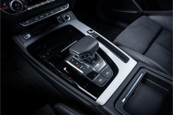 Audi Q5 Sportback 55 TFSI e S edition Competition - Luchtvering | 360 Camera | Elek. Stoelen | ACC | Sfeerverlichting S-Line