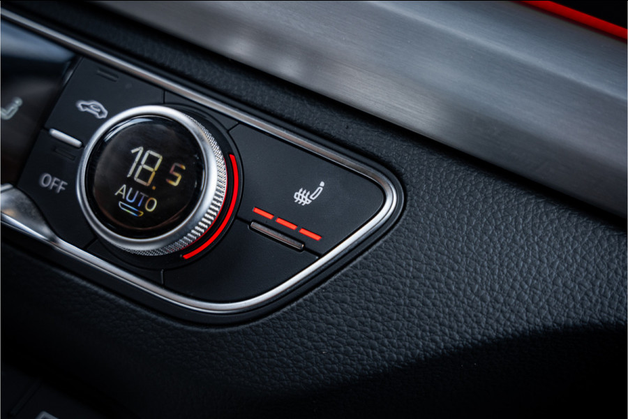Audi Q5 Sportback 55 TFSI e S edition Competition - Luchtvering | 360 Camera | Elek. Stoelen | ACC | Sfeerverlichting S-Line