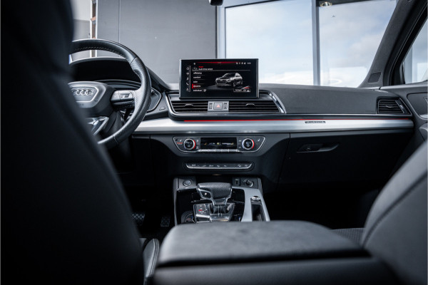 Audi Q5 Sportback 55 TFSI e S edition Competition - Luchtvering | 360 Camera | Elek. Stoelen | ACC | Sfeerverlichting S-Line