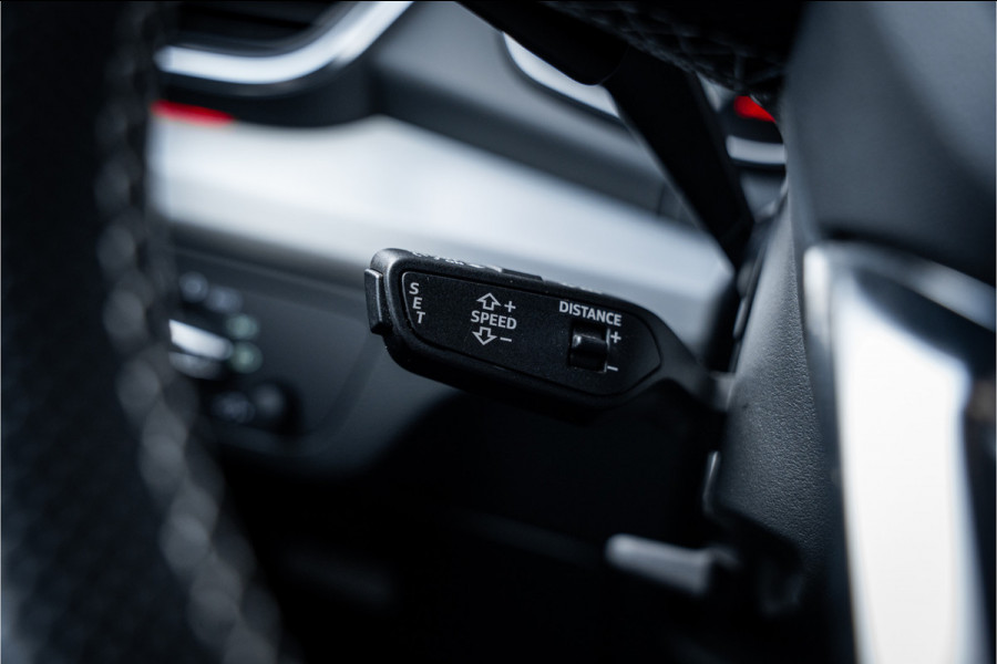 Audi Q5 Sportback 55 TFSI e S edition Competition - Luchtvering | 360 Camera | Elek. Stoelen | ACC | Sfeerverlichting S-Line