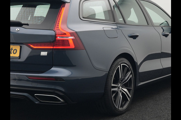 Volvo V60 T6 Recharge AWD R-Design Plug In Hybrid 340pk Dealer O.H. PHEV | Sportstoelen Verwarmd | Trekhaak af Fabriek | Pilot Assit | Apple Carplay | Adaptive Cruise | 360 Camera | Navigatie | DAB | Virtual |