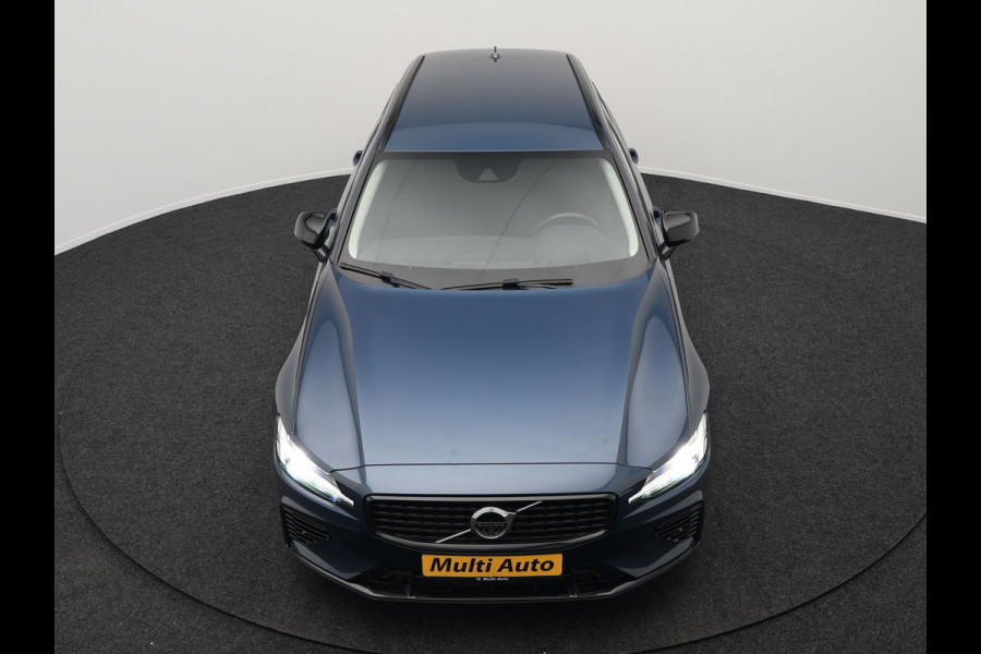 Volvo V60 T6 Recharge AWD R-Design Plug In Hybrid 340pk Dealer O.H. PHEV | Sportstoelen Verwarmd | Trekhaak af Fabriek | Pilot Assit | Apple Carplay | Adaptive Cruise | 360 Camera | Navigatie | DAB | Virtual |