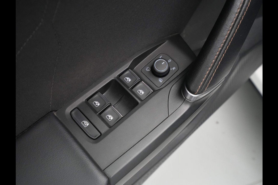 CUPRA Formentor 1.4 TSI 204pk e-Hybrid Navi via App (USB) Pdc Led Keyless 188