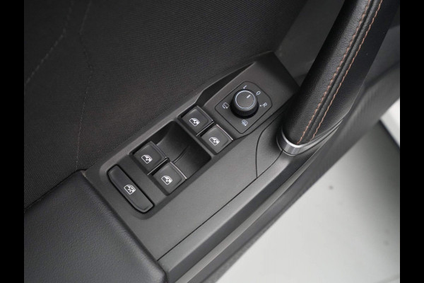 CUPRA Formentor 1.4 TSI 204pk e-Hybrid Navi via App (USB) Pdc Led Keyless 188