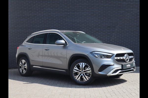 Mercedes-Benz GLA 180 Luxury Line | 360 Camera | Trekhaak | Sfeer |