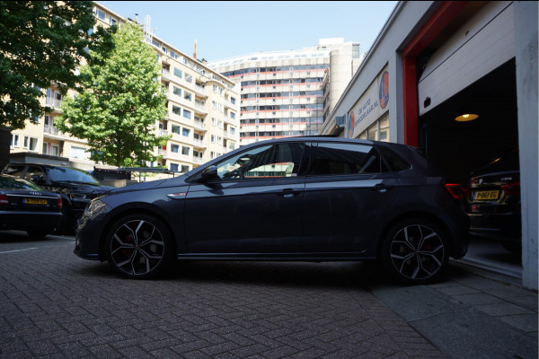 Volkswagen Polo 2.0 TSI GTI Aut7 | PANORAMA | IQ DRIVE | KEYLESS | BEATS | Apple Carplay | Adaptieve cruise control + Lane Departure PLUS (Travel assist) | LED GRILL | Sfeerverlichting