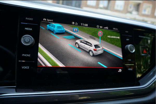 Volkswagen Polo 2.0 TSI GTI Aut7 | PANORAMA | IQ DRIVE | KEYLESS | BEATS | Apple Carplay | Adaptieve cruise control + Lane Departure PLUS (Travel assist) | LED GRILL | Sfeerverlichting