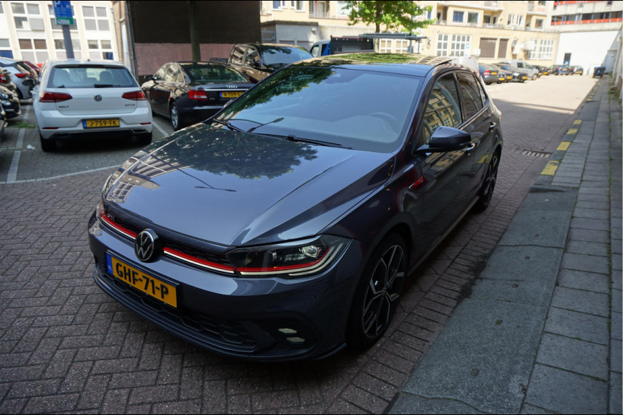 Volkswagen Polo 2.0 TSI GTI Aut7 | PANORAMA | IQ DRIVE | KEYLESS | BEATS | Apple Carplay | Adaptieve cruise control + Lane Departure PLUS (Travel assist) | LED GRILL | Sfeerverlichting