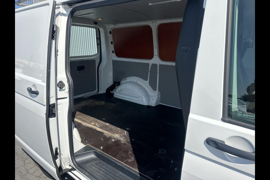 Volkswagen Transporter 2.0 TDI L1H1 Trendline*A/C*CRUISE*NAVI*HAAK*