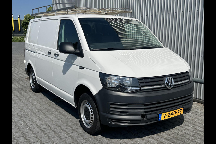 Volkswagen Transporter 2.0 TDI L1H1 Trendline*A/C*CRUISE*NAVI*HAAK*