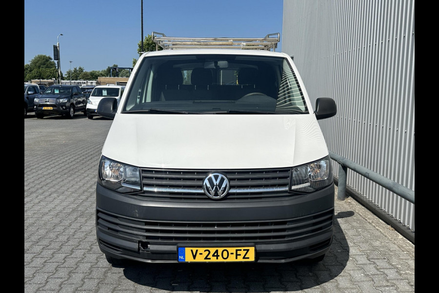 Volkswagen Transporter 2.0 TDI L1H1 Trendline*A/C*CRUISE*NAVI*HAAK*