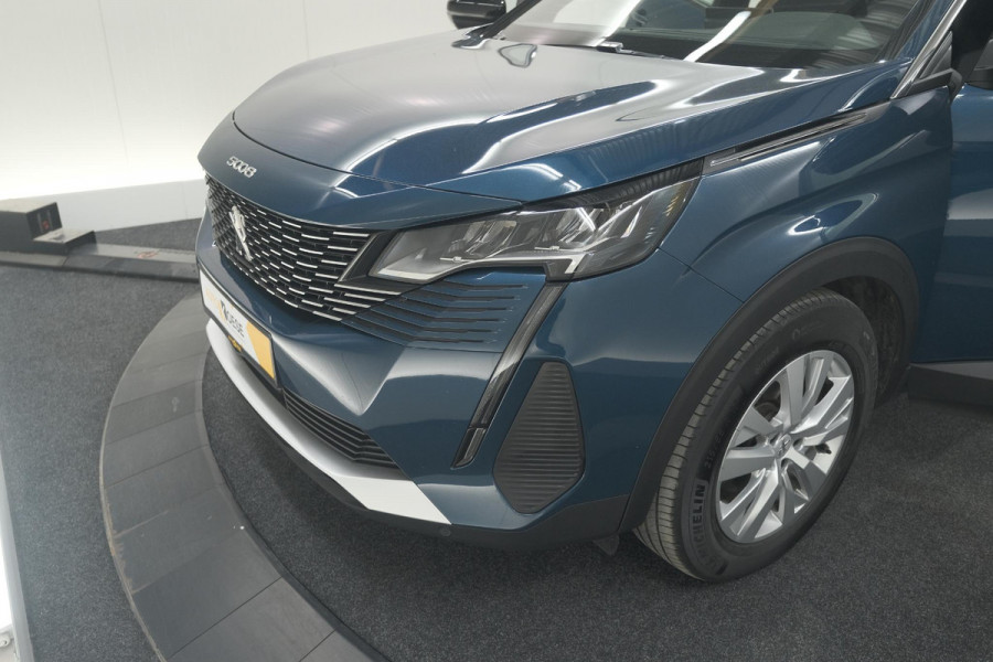Peugeot 5008 PureTech 130 EAT8 Active Pack | 7 Zitplaatsen | Camera | Navigatie | Apple Carplay | Parkeersensoren