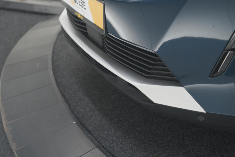 Peugeot 5008 PureTech 130 EAT8 Active Pack | 7 Zitplaatsen | Camera | Navigatie | Apple Carplay | Parkeersensoren