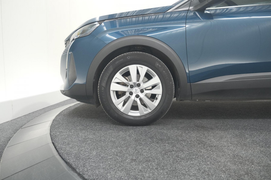 Peugeot 5008 PureTech 130 EAT8 Active Pack | 7 Zitplaatsen | Camera | Navigatie | Apple Carplay | Parkeersensoren