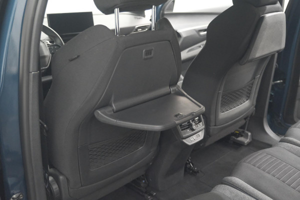 Peugeot 5008 PureTech 130 EAT8 Active Pack | 7 Zitplaatsen | Camera | Navigatie | Apple Carplay | Parkeersensoren