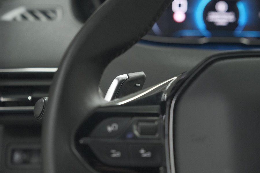 Peugeot 5008 PureTech 130 EAT8 Active Pack | 7 Zitplaatsen | Camera | Navigatie | Apple Carplay | Parkeersensoren