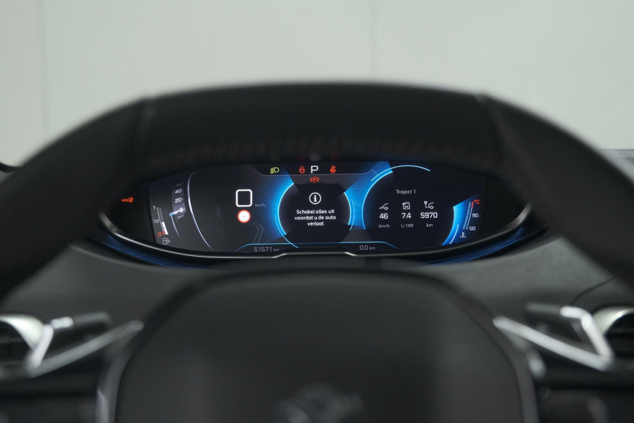 Peugeot 5008 PureTech 130 EAT8 Active Pack | 7 Zitplaatsen | Camera | Navigatie | Apple Carplay | Parkeersensoren