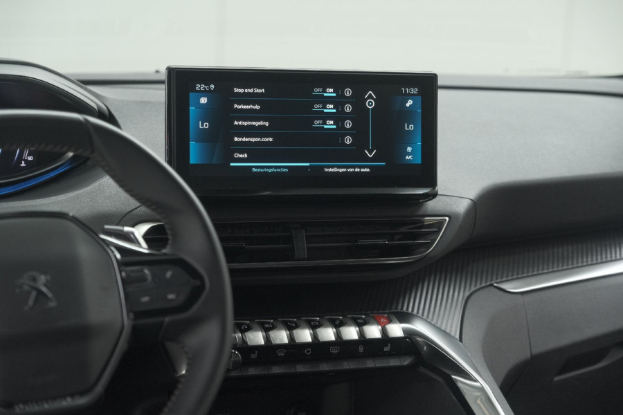 Peugeot 5008 PureTech 130 EAT8 Active Pack | 7 Zitplaatsen | Camera | Navigatie | Apple Carplay | Parkeersensoren