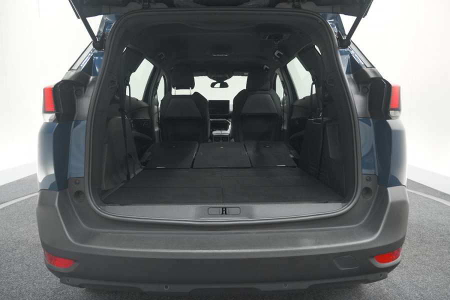 Peugeot 5008 PureTech 130 EAT8 Active Pack | 7 Zitplaatsen | Camera | Navigatie | Apple Carplay | Parkeersensoren