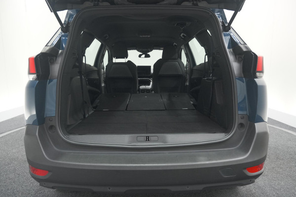 Peugeot 5008 PureTech 130 EAT8 Active Pack | 7 Zitplaatsen | Camera | Navigatie | Apple Carplay | Parkeersensoren