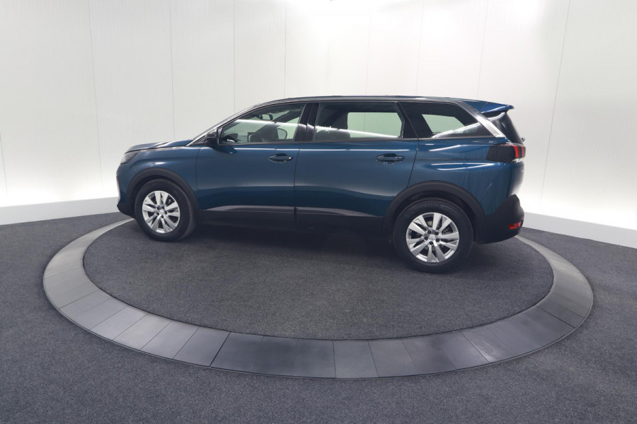 Peugeot 5008 PureTech 130 EAT8 Active Pack | 7 Zitplaatsen | Camera | Navigatie | Apple Carplay | Parkeersensoren