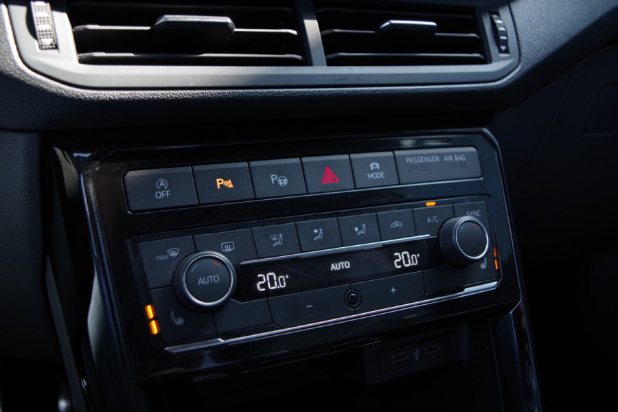 Volkswagen T-Cross 1.5 TSI R-Line Style 150 PK Automaat, LED, Keyless, Adap. Cruise Control