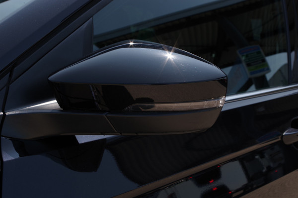 Volkswagen T-Cross 1.5 TSI R-Line Style 150 PK Automaat, LED, Keyless, Adap. Cruise Control