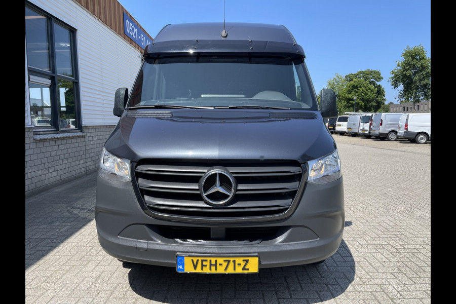 Mercedes-Benz Sprinter 516 2.2 CDI L2H2 dubbellucht / vaste prijs rijklaar € 26.950 ex btw / lease vanaf € 440 / euro 6 / bpm vrij / tegen een meerprijs kunnen wij een trekhaak 3500 kg monteren !