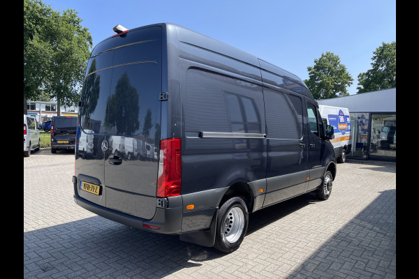 Mercedes-Benz Sprinter 516 2.2 CDI L2H2 dubbellucht / vaste prijs rijklaar € 26.950 ex btw / lease vanaf € 440 / euro 6 / bpm vrij / tegen een meerprijs kunnen wij een trekhaak 3500 kg monteren !