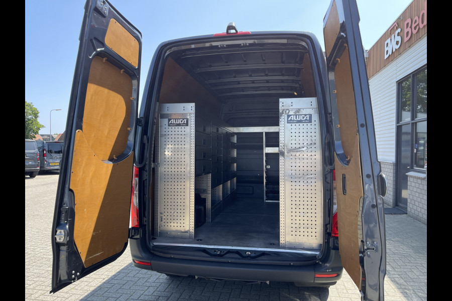 Mercedes-Benz Sprinter 516 2.2 CDI L2H2 dubbellucht / vaste prijs rijklaar € 26.950 ex btw / lease vanaf € 440 / euro 6 / bpm vrij / tegen een meerprijs kunnen wij een trekhaak 3500 kg monteren !