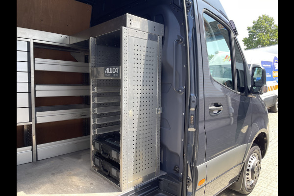 Mercedes-Benz Sprinter 516 2.2 CDI L2H2 dubbellucht / vaste prijs rijklaar € 26.950 ex btw / lease vanaf € 440 / euro 6 / bpm vrij / tegen een meerprijs kunnen wij een trekhaak 3500 kg monteren !